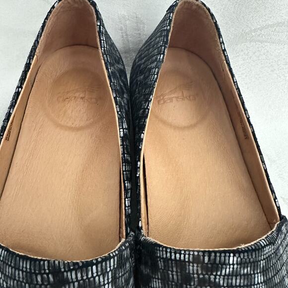 Dansko Gray Larisa Leopard Slip On Flats Leather Size 39 - Picture 5 of 13